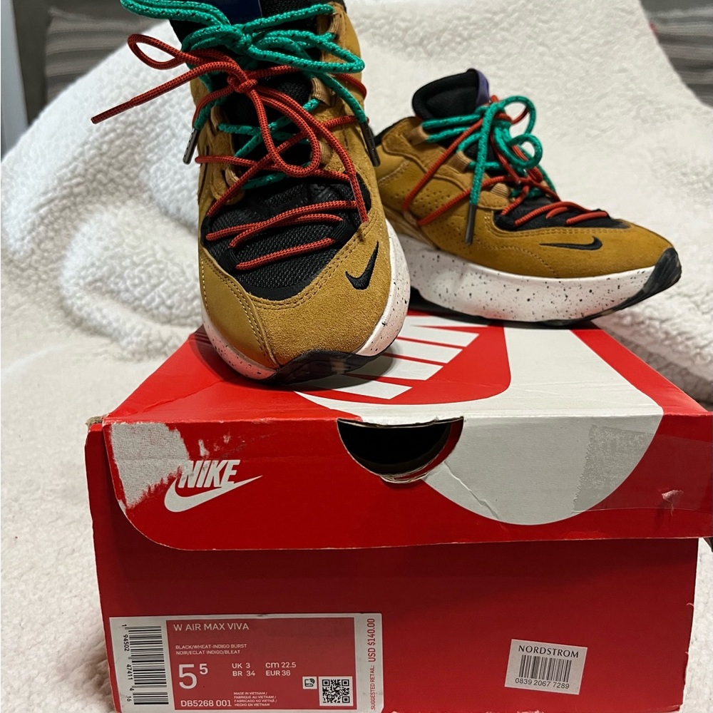 Nike W Air Max Viva DB5268-001 (Black/Wheat/Indigo Burst) size 5.5